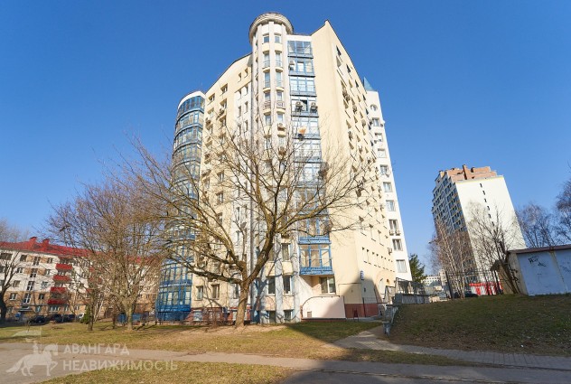 Фото Просторная 3-ка в классическом стиле в сердце столицы — 65