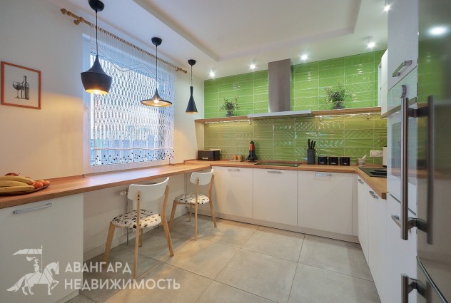 Фото 3-комнатная квартира с дизайнерским ремонтом в Новой Боровой — 1