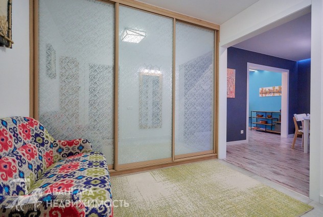 Фото 3-комнатная квартира с дизайнерским ремонтом в Новой Боровой — 27