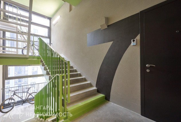Фото 3-комнатная квартира с дизайнерским ремонтом в Новой Боровой — 43