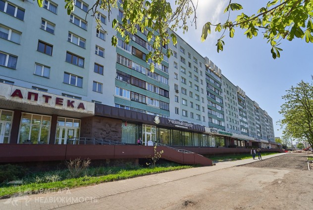 Фото Просторная 2-КОМН квартира в центре с ремонтом — 51