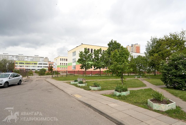 Фото 3-х комнатная квартира в благоустроенном обжитом районе. — 49