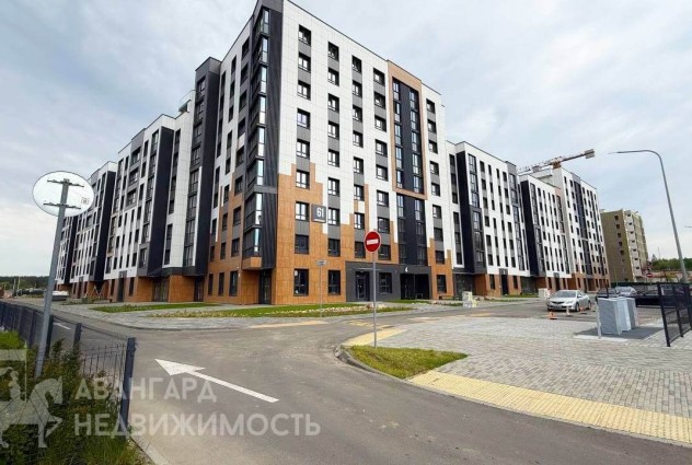 Фото Аренда административно-торговых площадей в ЖК«Левада» — 1