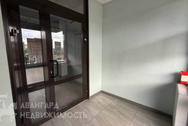 Фото Аренда административно-торгового площади рядом с метро — 13