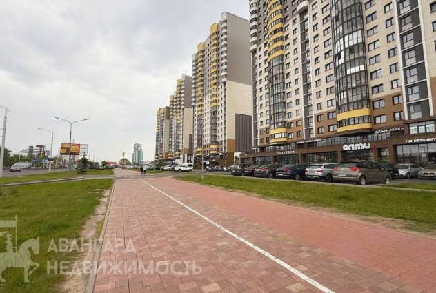 Фото Аренда административно-торгового площади рядом с метро — 25
