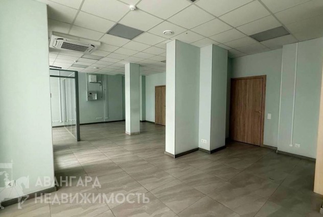 Фото Аренда административно-торгового площади рядом с метро — 5