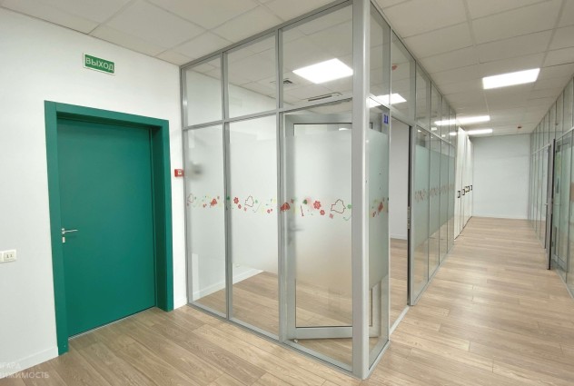 Фото Офис 207,3 м² с новым ремонтом возле метро “Молодежная” — 15