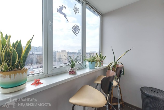 Фото Сдаётся просторная 3-комнатная квартира в кирпичном доме. — 25