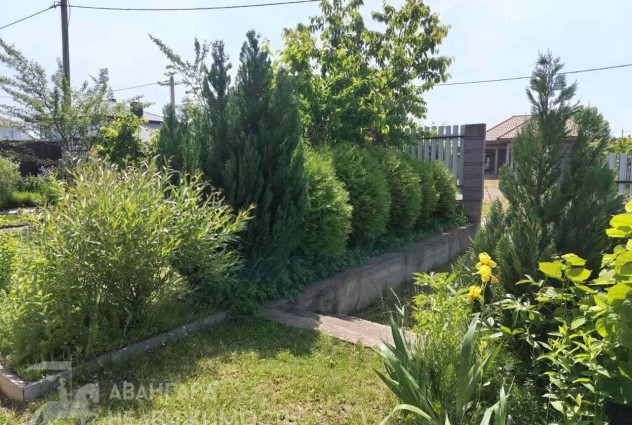 Фото Продается просторный коттедж — 17