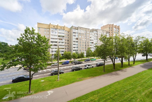 Фото Просторная 3-комнатная квартира по адресу Леонида Беды, 21 — 39
