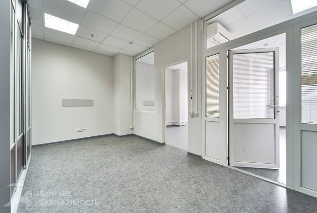 Фото Офисные блоки от 106 до 259 кв.м. в аренду (Тимирязева, 67) — 31