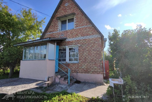 Фото Продается 2-х этажная дача с просторным участком 11 соток — 3