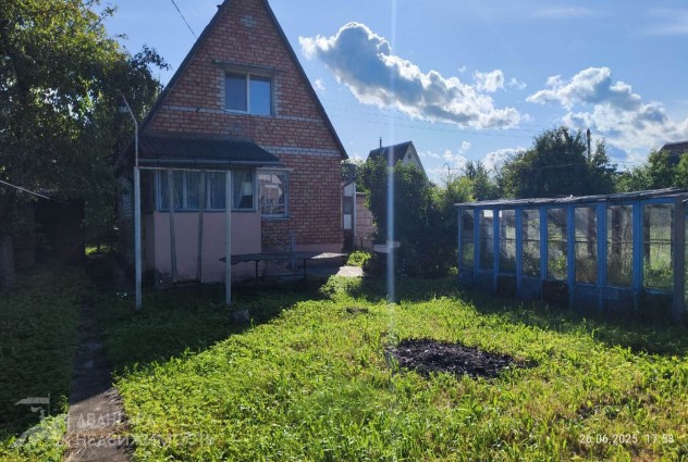 Фото Продается 2-х этажная дача с просторным участком 11 соток — 7