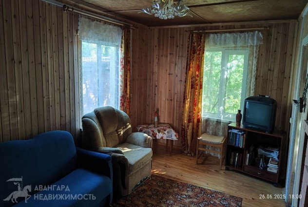 Фото Продается 2-х этажная дача с просторным участком 11 соток — 11