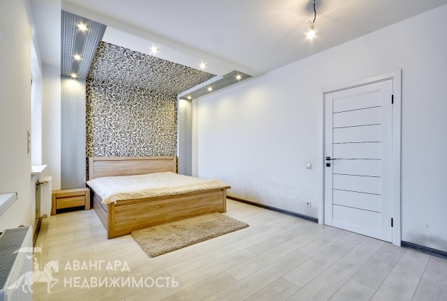 Фото Продается 3-комнатная квартира 200 метров ст. м. Малиновка!Предлагаем 3-ую квартиру с ремонтом по адресу просп. Дзержинского 119. — 13