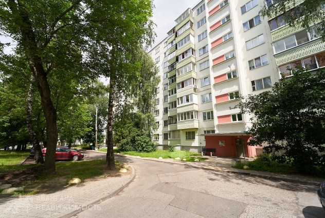 Фото Выгодное расположение! Рядом метро и парк — 27