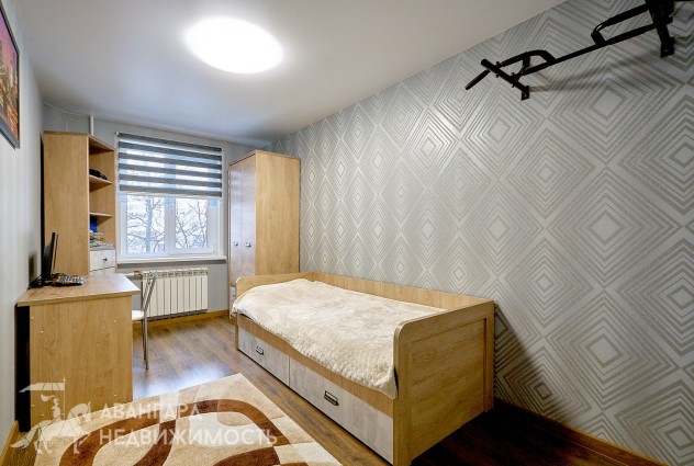 Фото 4-комнатная квартира с  отличным ремонтом в Уручье! — 13