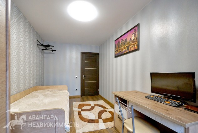 Фото 4-комнатная квартира с  отличным ремонтом в Уручье! — 15