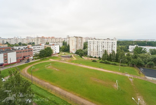 Фото Просторная 4-ка в отличной локации. — 39