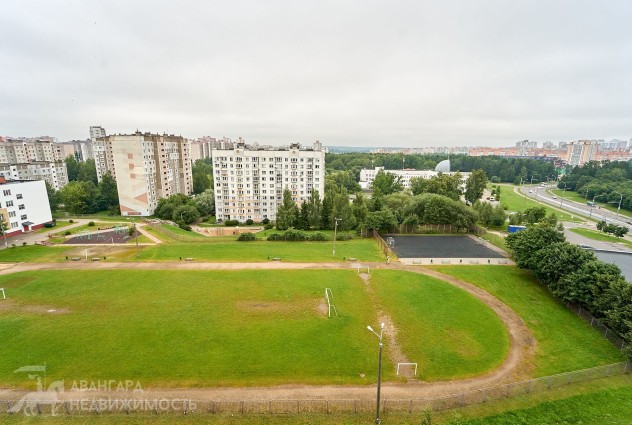 Фото Просторная 4-ка в отличной локации. — 41