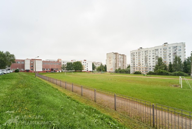 Фото Просторная 4-ка в отличной локации. — 49