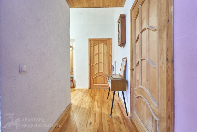 Фото Атмосферная сталинка, г. Минск, ул. Чеботарёва д.3 — 23