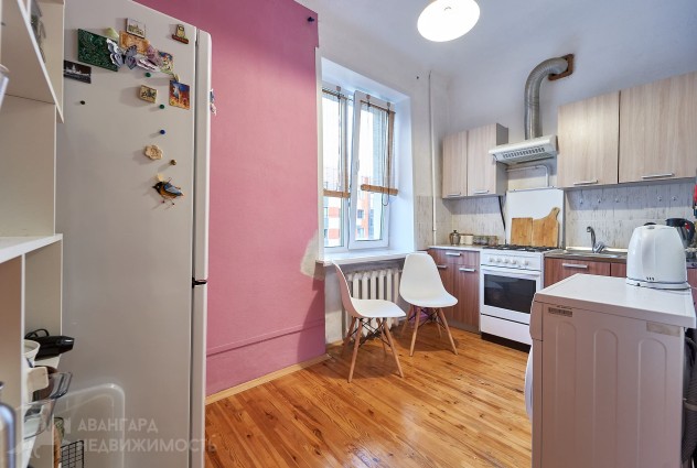 Фото Атмосферная сталинка, г. Минск, ул. Чеботарёва д.3 — 25