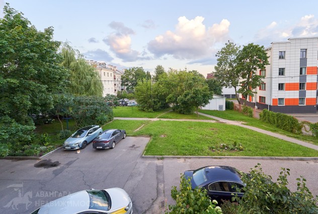 Фото Атмосферная сталинка, г. Минск, ул. Чеботарёва д.3 — 37
