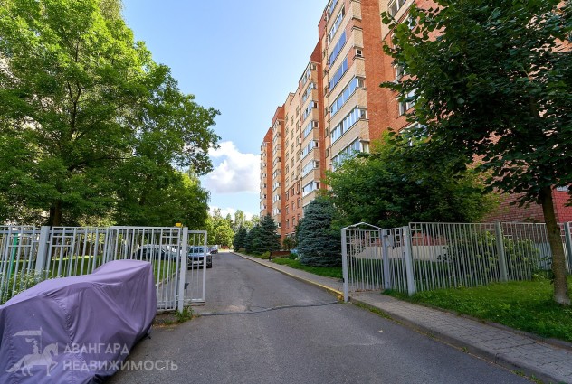 Фото Сдается двухуровневая Четырехкомнатная квартира — 55