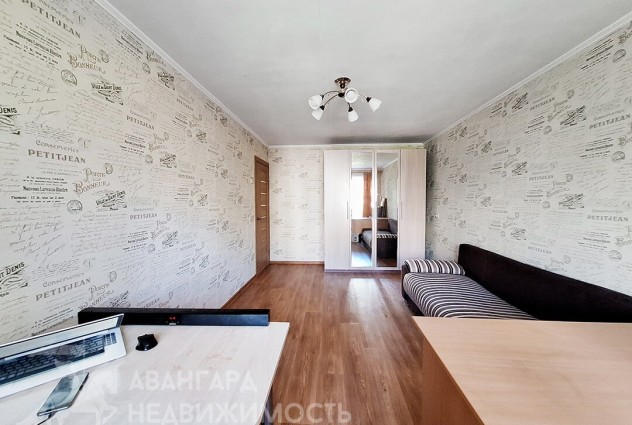 Фото Продаётся 2-комнатная квартира — 3