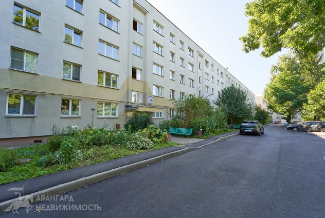 Фото 2-комнатная квартира в кирпичном доме около метро  — 25