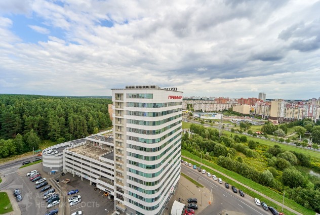 Фото Просторная квартира с ремонтом в новостройке рядом с метро — 15