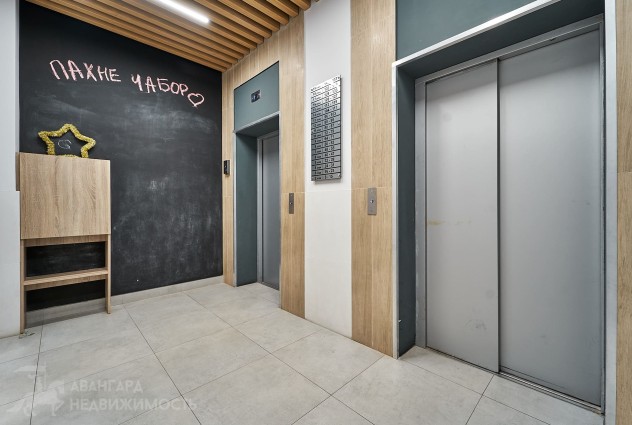 Фото Просторная квартира с ремонтом в новостройке рядом с метро — 45