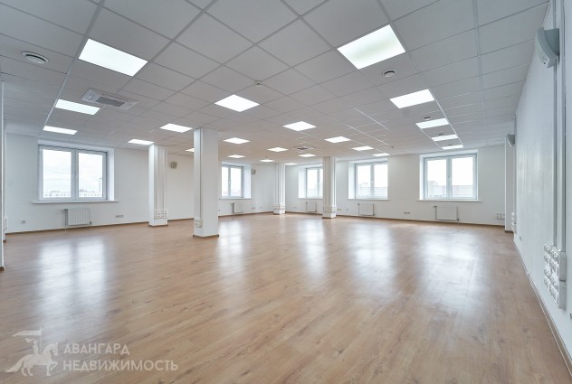 Фото Аренда просторного офисного блока 561.3 кв. м в г. Минске — 1