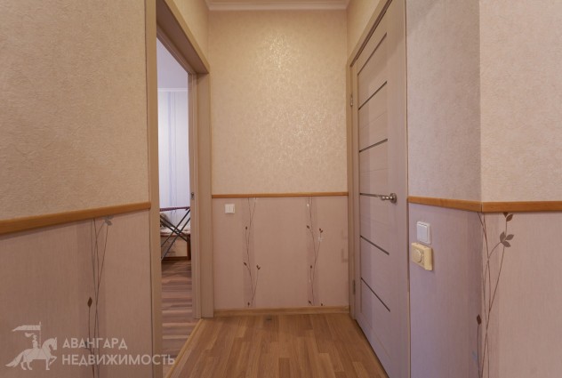 Фото 2 комнатная квартира у метро Уручье. — 15