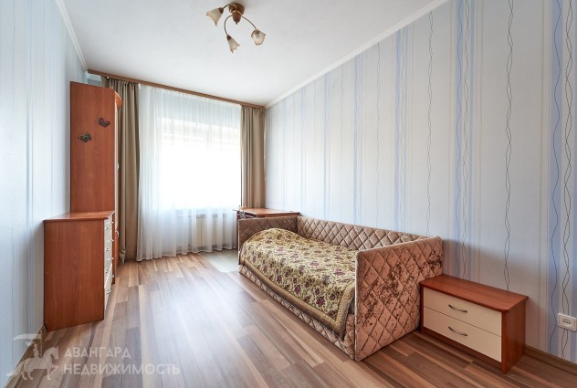 Фото 2 комнатная квартира у метро Уручье. — 47