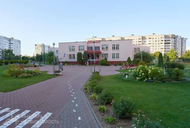 Фото 2 комнатная квартира у метро Уручье. — 71