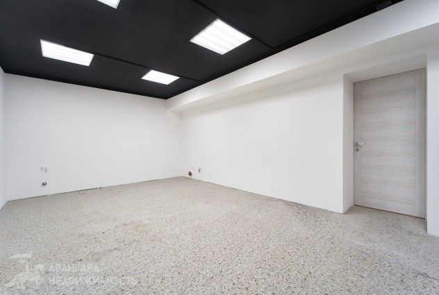 Фото Продажа помещения 130,9 кв.м. около ст.м. «Академия наук» — 1