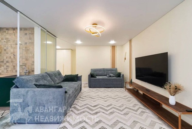 Фото Шикарная 3-комн. квартира с атмосферной локацией — 19