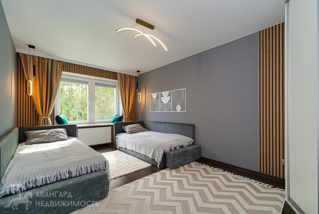 Фото Шикарная 3-комн. квартира с атмосферной локацией — 25