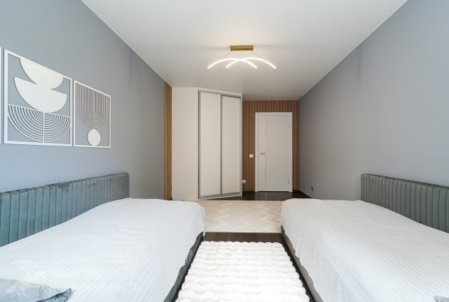 Фото Шикарная 3-комн. квартира с атмосферной локацией — 27