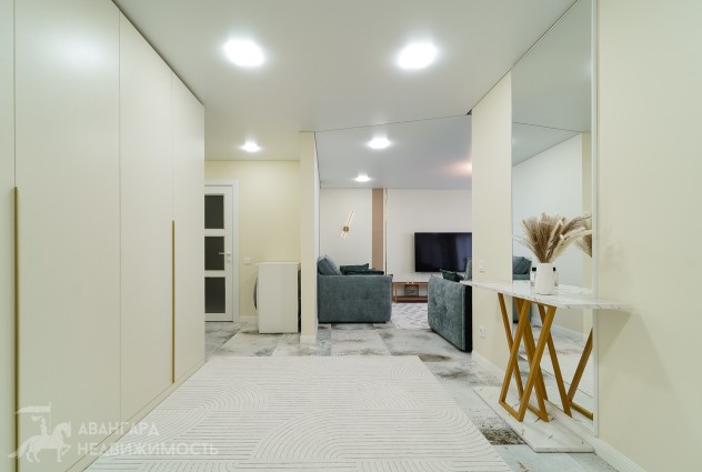 Фото Шикарная 3-комн. квартира с атмосферной локацией — 37