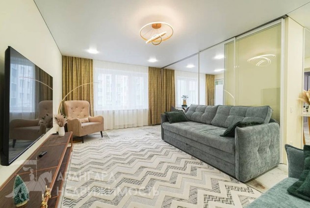 Фото Шикарная 3-комн. квартира с атмосферной локацией — 11