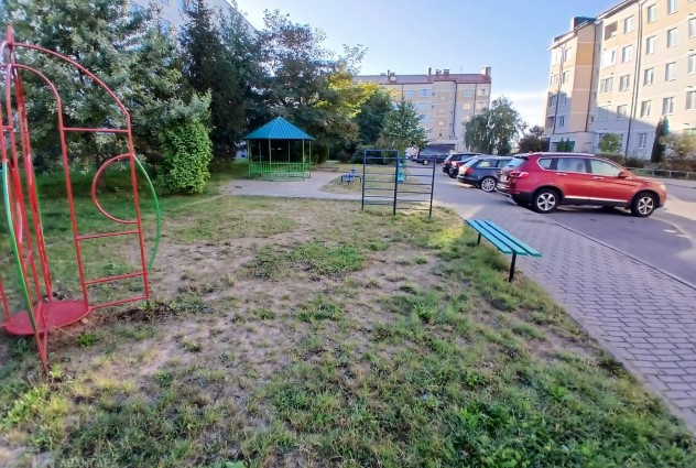Фото Просторная двухкомнатная квартира в аг Слобода  — 35