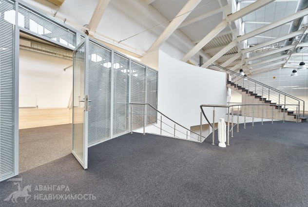 Фото Аренда оригинального двухуровневого офиса в районе Лебяжий — 13