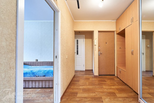 Фото Уютная 2-ная квартира около лесопарка «Ангарская-2»! — 19