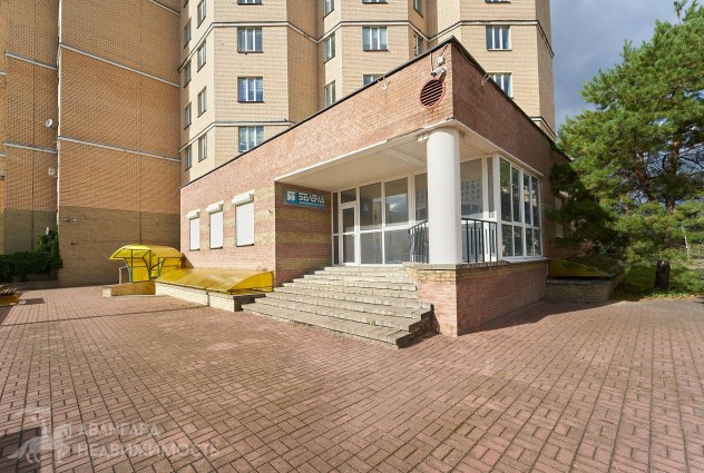 Фото Административное здание по ул. Восточная д. 133 — 65