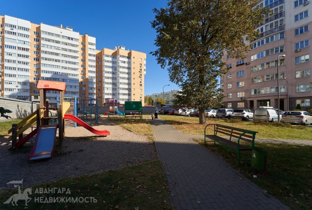Фото Светлая 4-комнатная квартира с ремонтом — 57