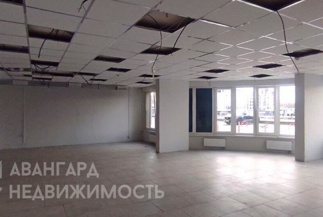 Фото Аренда торгового помещения в микрорайоне Лебяжий — 5