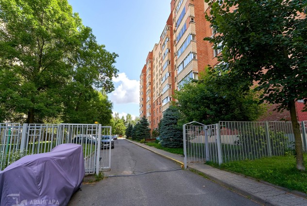 Фото Продается четырехкомнатная квартира в доме закрытого типа  — 59
